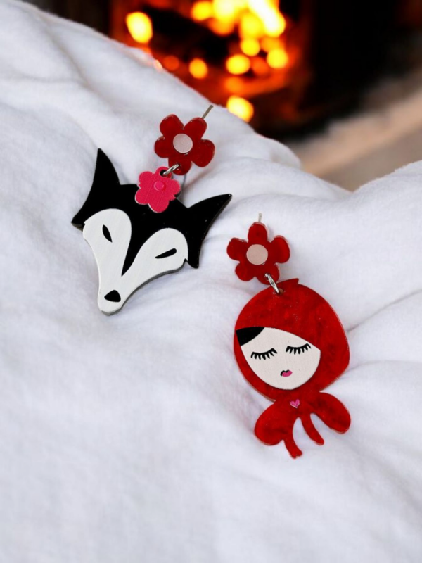 2025/03/1000330787.png 🐺🍓 Aretes "Caperucita Funky"