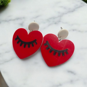 😍❤️ Aretes "Corazón con Mirada"