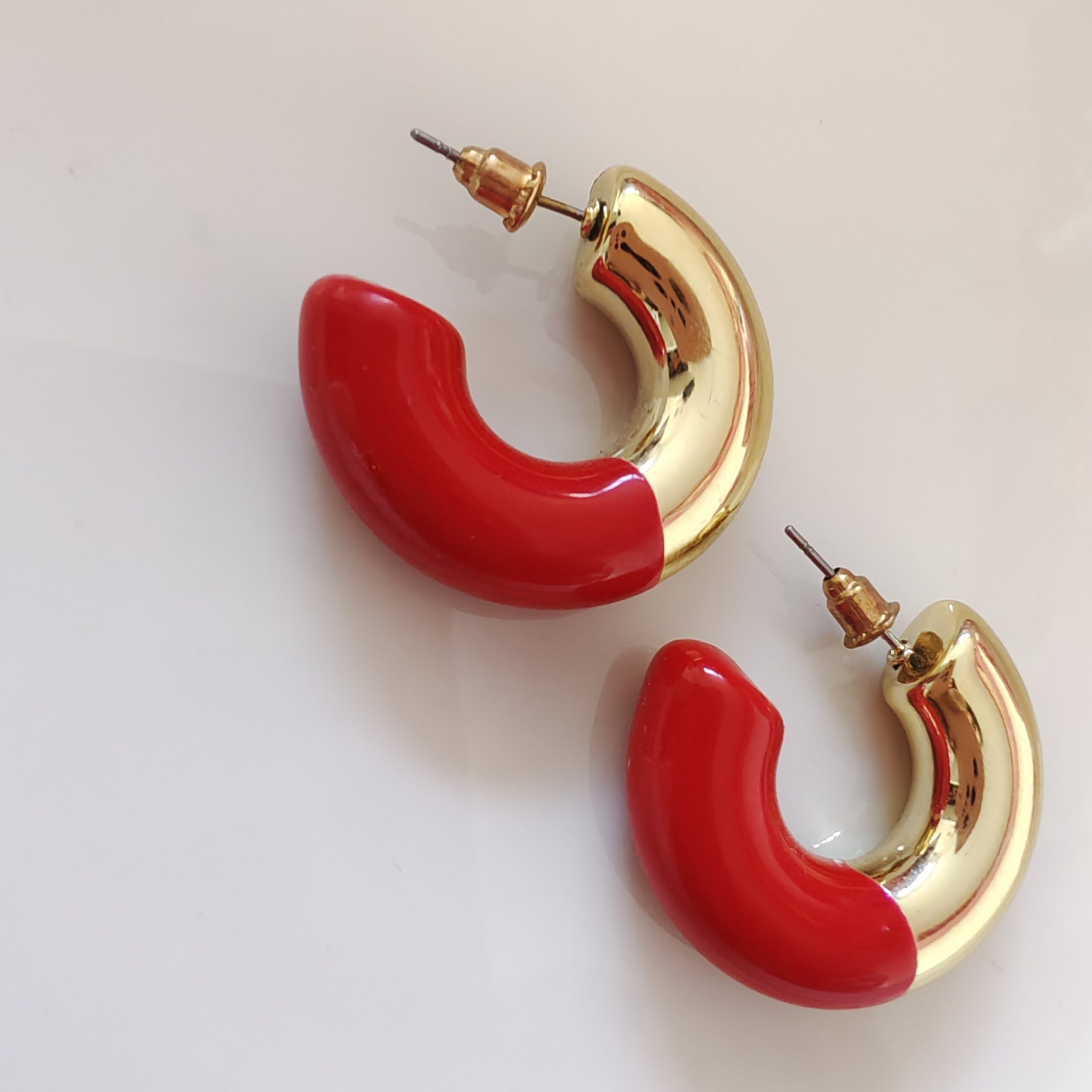 1000378133.jpg 🔥💛 Aretes "Dorado & Red Vibes"