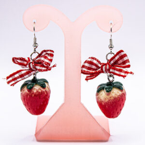 🍓Aretes "Fresita Cute" 🎀✨