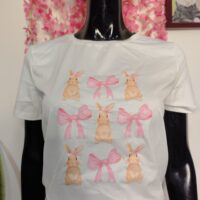 Camiseta de conejitos