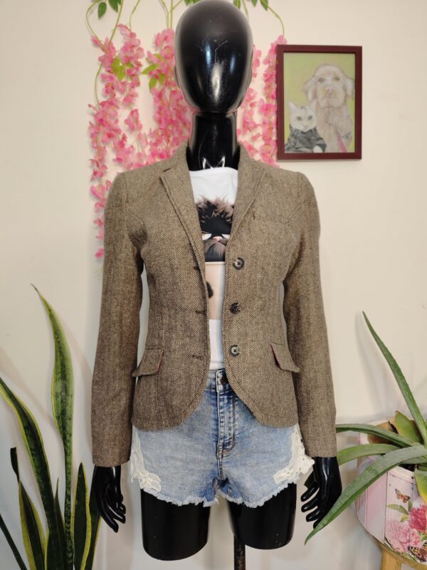 2025/04/1000336112-scaled.jpg Blazer aeropostale
