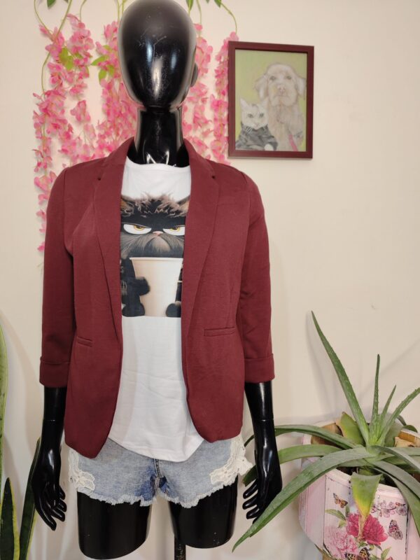 2025/04/1000336139-scaled.jpg Blazer guinda