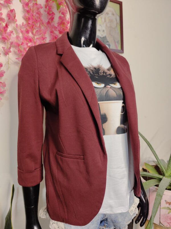 2025/04/1000336141-scaled.jpg Blazer guinda