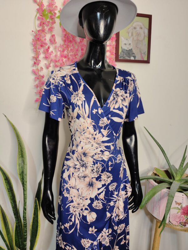 2025/04/1000336381-scaled.jpg โจ๐ฟ Vestido Midi Floral VENUS