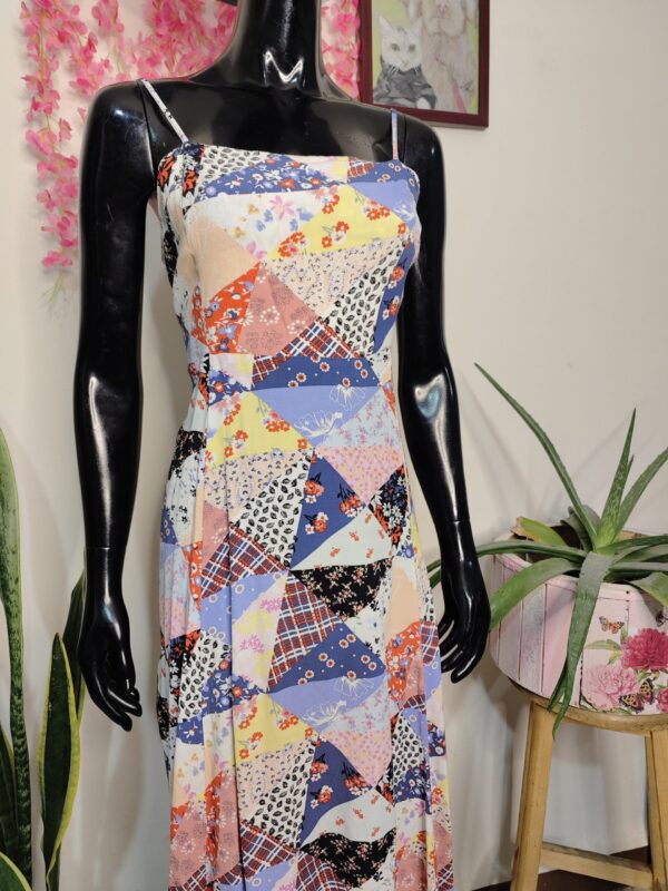 2025/04/1000336407-scaled.jpg โจ๐ ยกVestido vintage vibes! ๐โจ