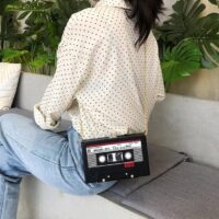 Crossbody cassette