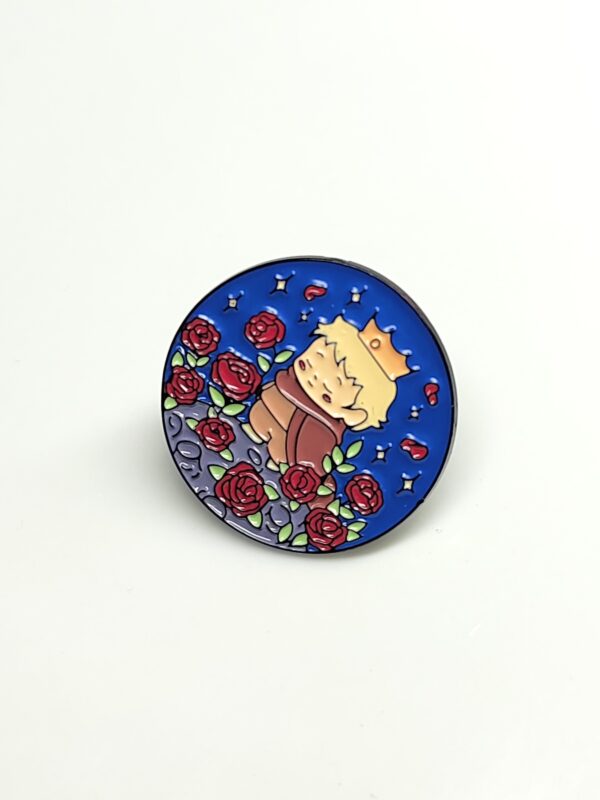2025/04/1000361619-scaled.jpg 🌟 Pequeño Universo – Pines del Principito