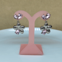✨Aretes Flor de Cristal Rosa